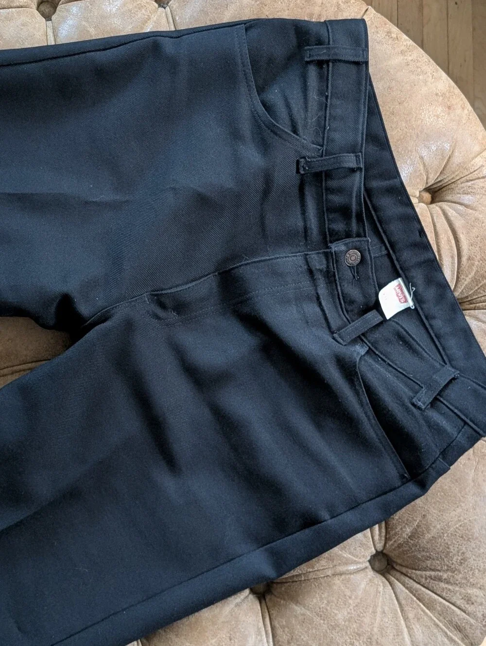 Levis levi black